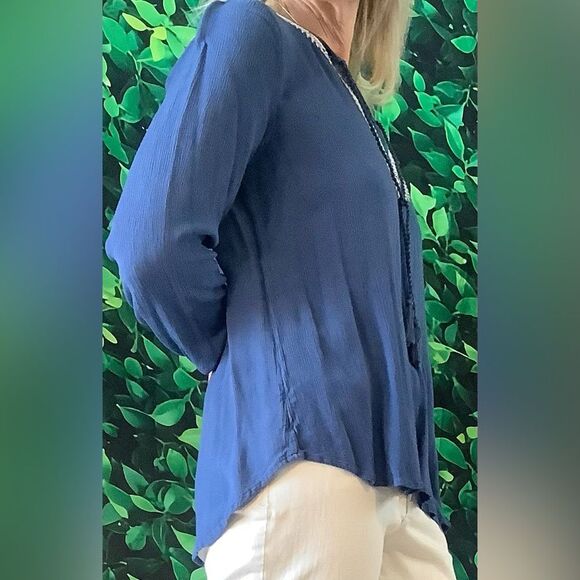 💙 GAP Medium Blue Peasant Blouse – Embroidered V-Neck, Tassel Tie, Size Medium - Picture 3 of 8